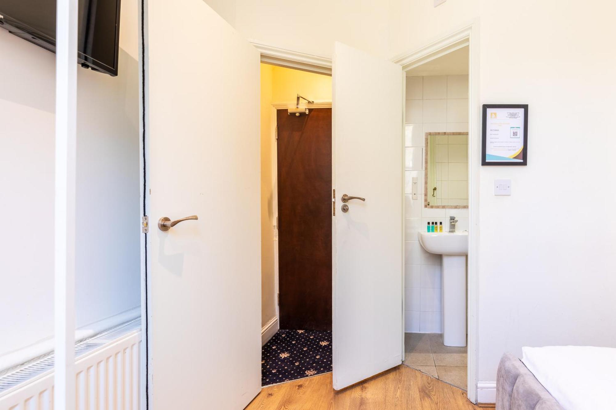 The Chapter Hotels - Hyde Park London Room photo