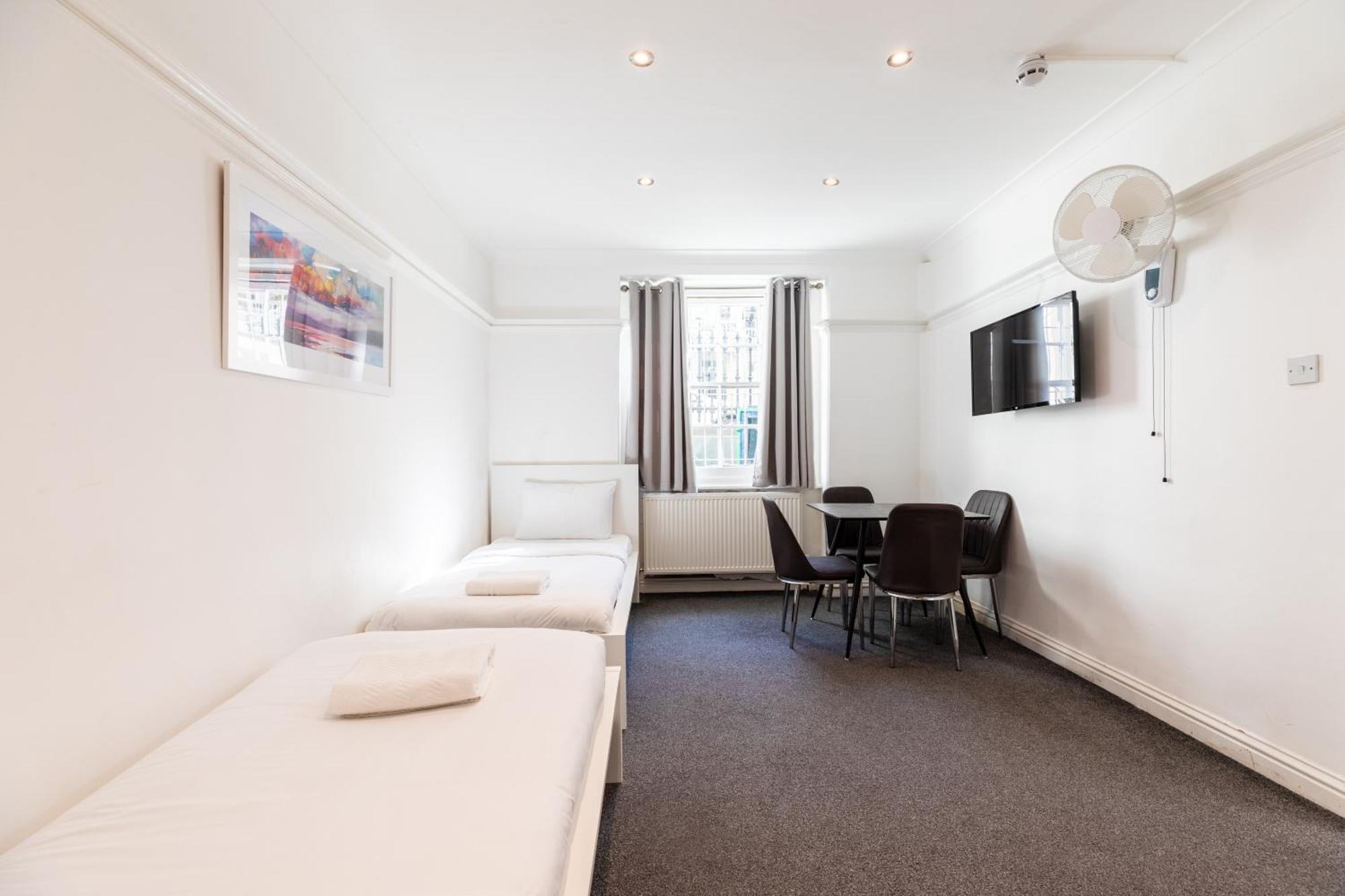 The Chapter Hotels - Hyde Park London Room photo